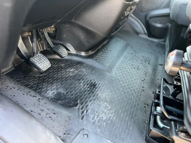 Iveco Daily 35S13V 2.3 , H3 L , КЛИМА , ТЕМПОМАТ , 225.000КМ, снимка 9 - Бусове и автобуси - 52844772