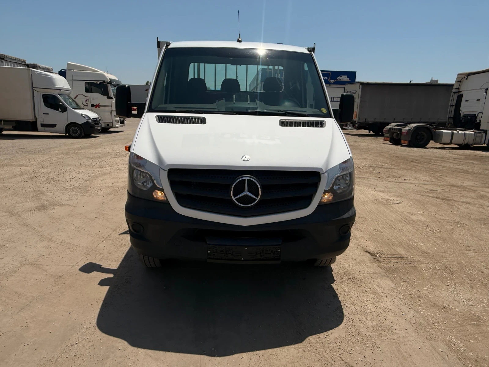 Mercedes-Benz Sprinter 519 , 4x4 , Бордови 5.50 м. Каросерия - изображение 2