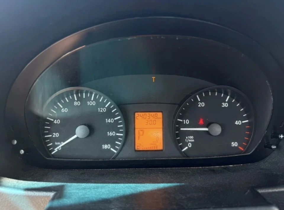 Mercedes-Benz Sprinter 519 , 4x4 , Бордови 5.50 м. Каросерия, снимка 10 - Бусове и автобуси - 50788787