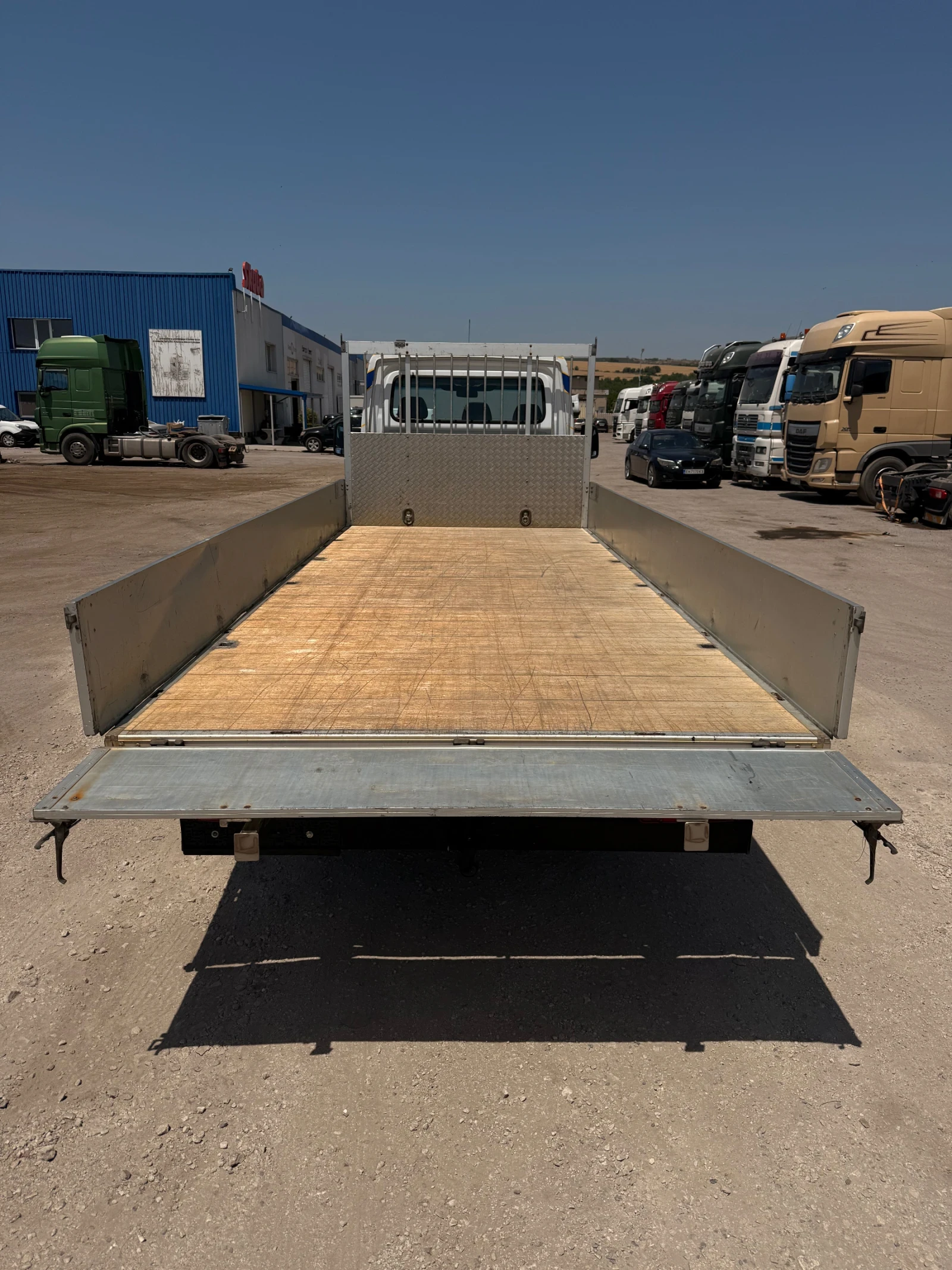 Mercedes-Benz Sprinter 519 , 4x4 , Бордови 5.50 м. Каросерия - изображение 7