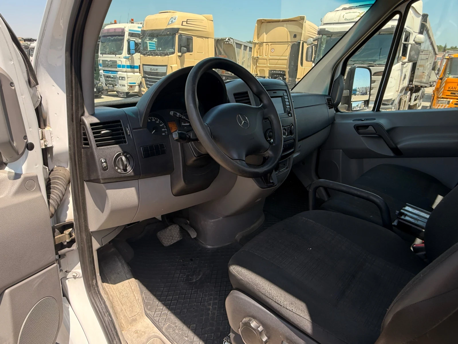 Mercedes-Benz Sprinter 519 , 4x4 ,  5.50 .  | Mobile.bg   14