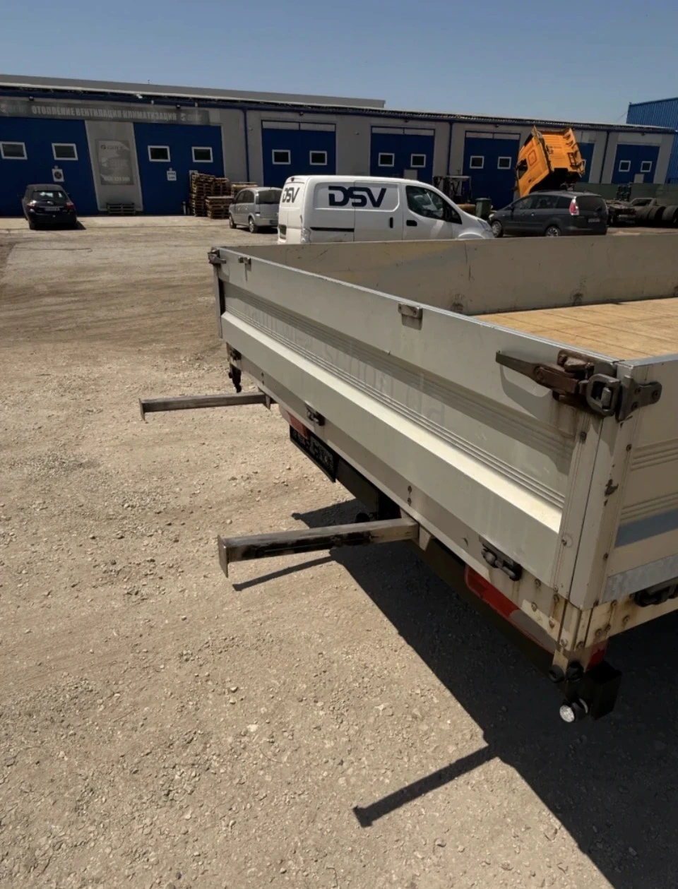 Mercedes-Benz Sprinter 519 , 4x4 , Бордови 5.50 м. Каросерия, снимка 7 - Бусове и автобуси - 50788787