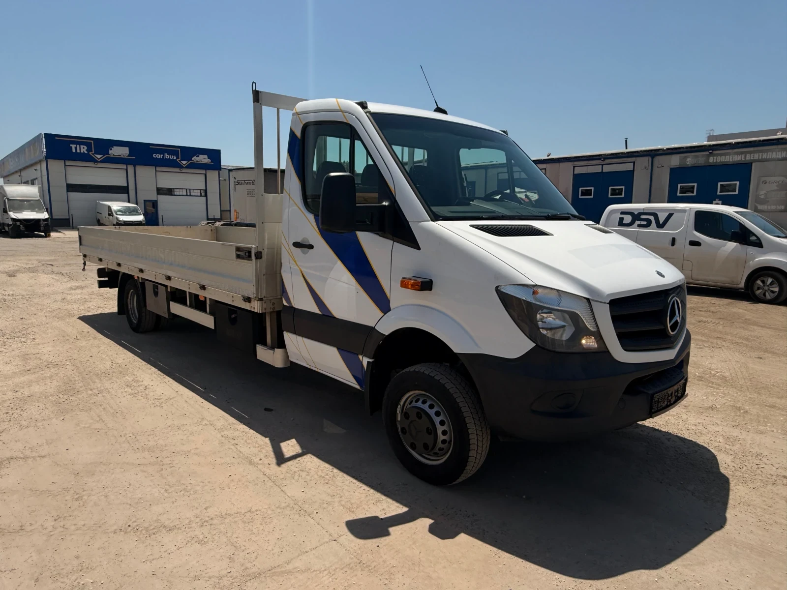 Mercedes-Benz Sprinter 519 , 4x4 , Бордови 5.50 м. Каросерия - изображение 3