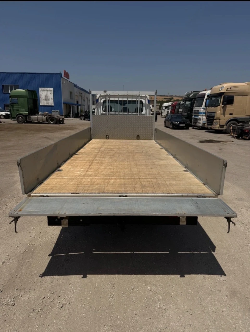 Mercedes-Benz Sprinter 519 , 4x4 , Бордови 5.50 м. Каросерия, снимка 6 - Бусове и автобуси - 50788787