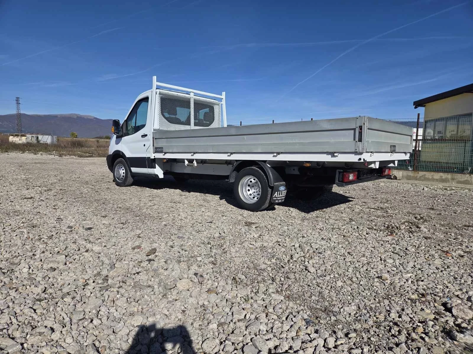 Ford Transit 2.2 - изображение 3