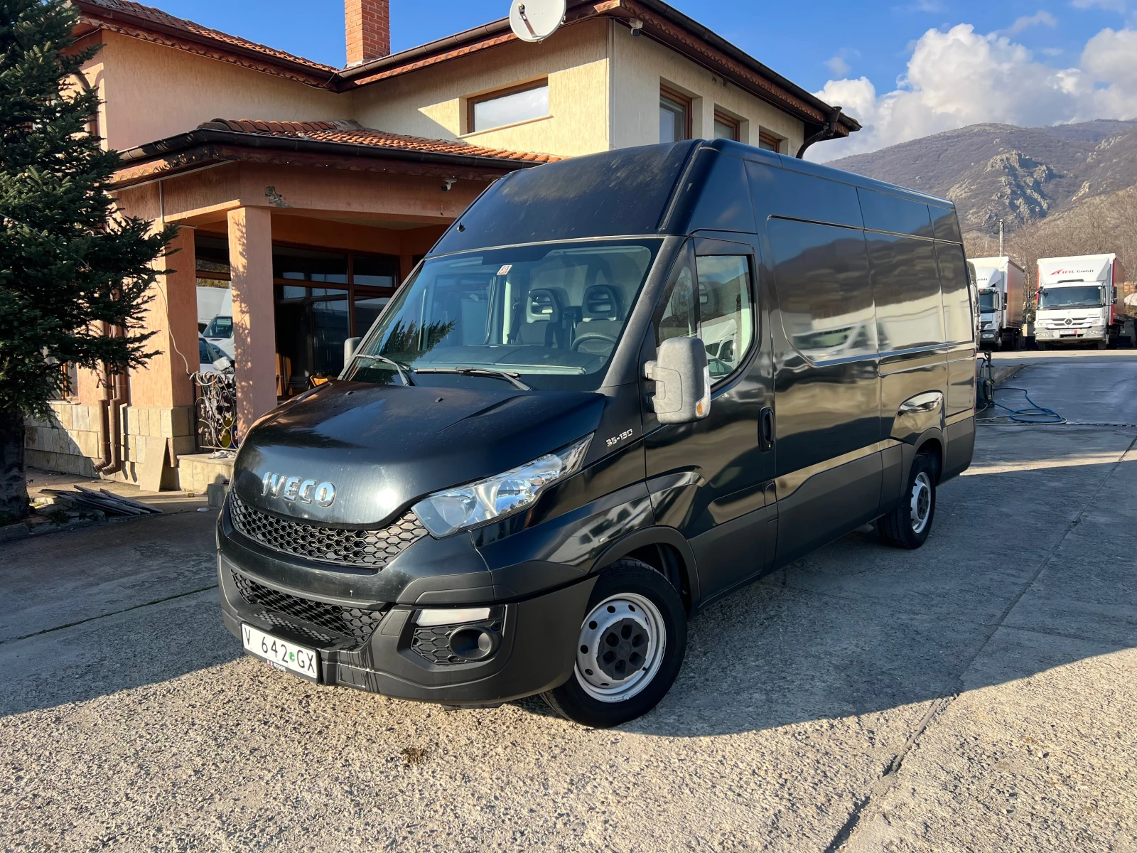 Iveco Daily 35S13V 2.3 , H3 L , ����� , �������� , 225.000�� | Mobile.bg � ����������� 2