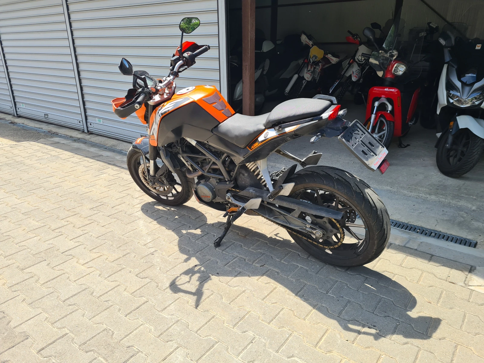 Ktm Duke 125i, снимка 3 - Мотоциклети и мототехника - 54825862