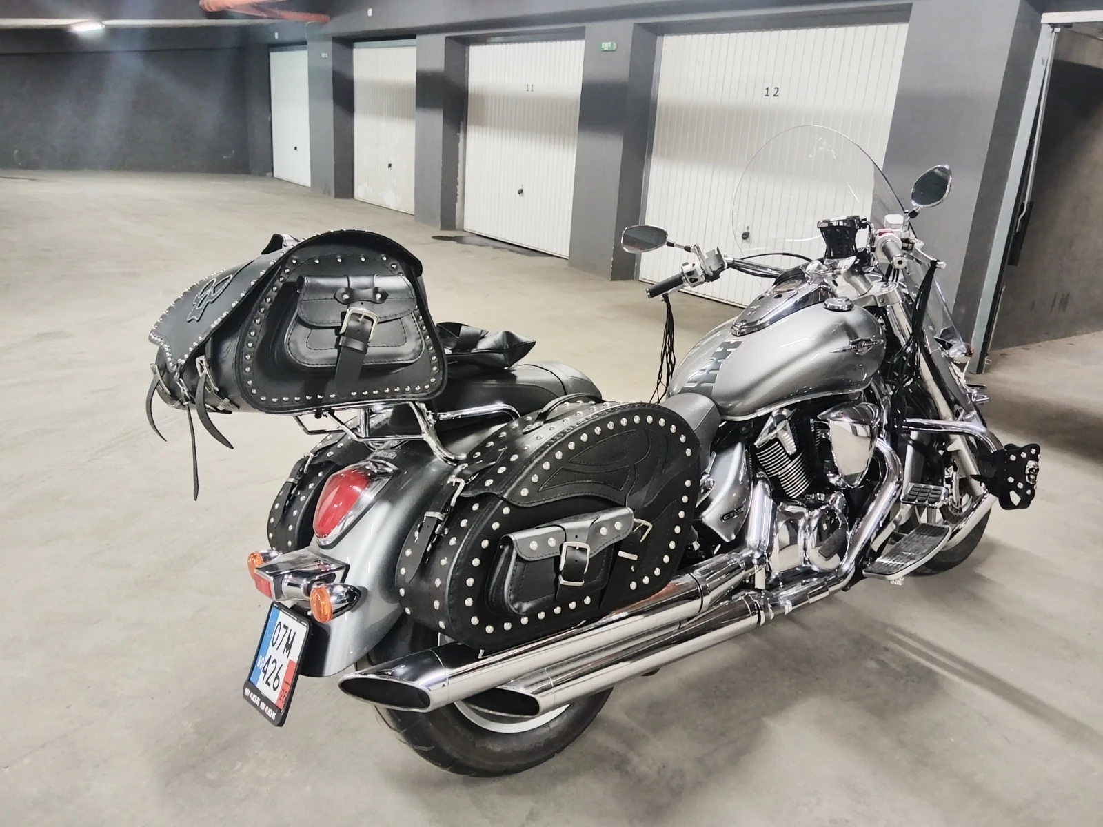 Suzuki Intruder VLR1800, снимка 13 - Мотоциклети и мототехника - 55831778