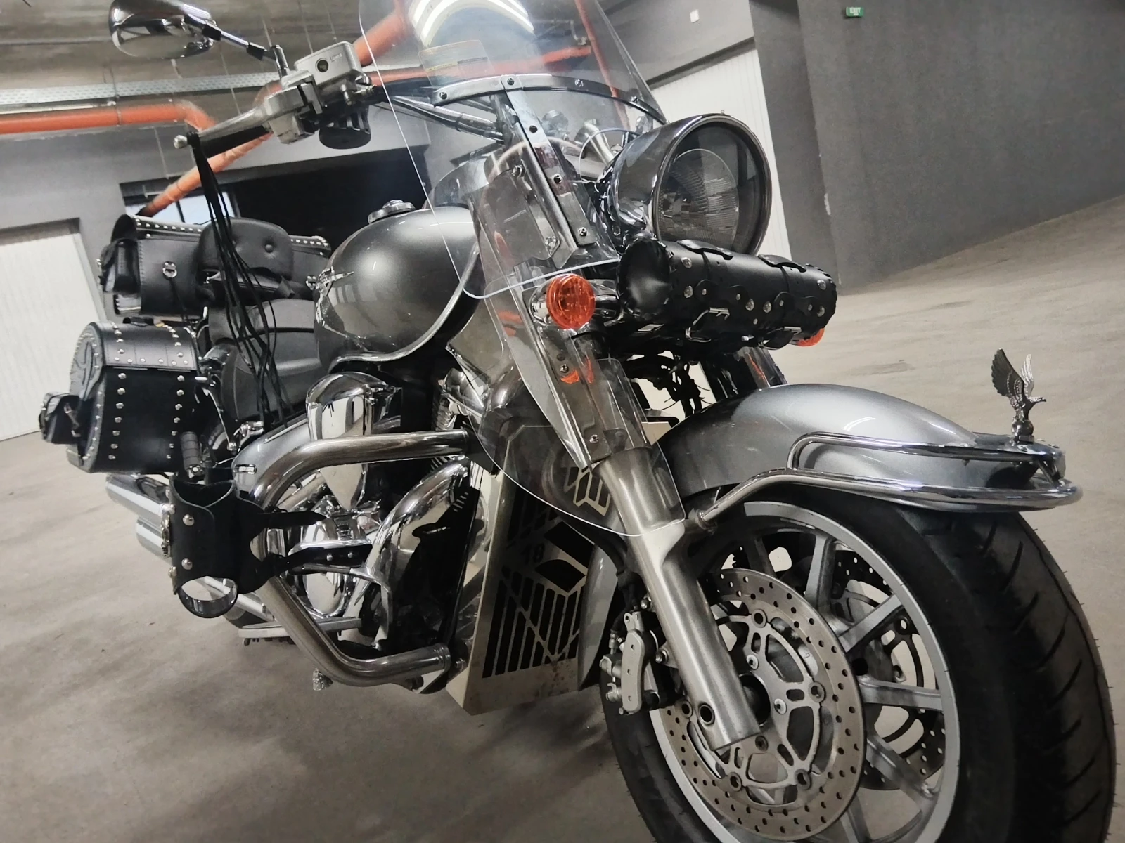 Suzuki Intruder VLR1800, снимка 15 - Мотоциклети и мототехника - 55831778