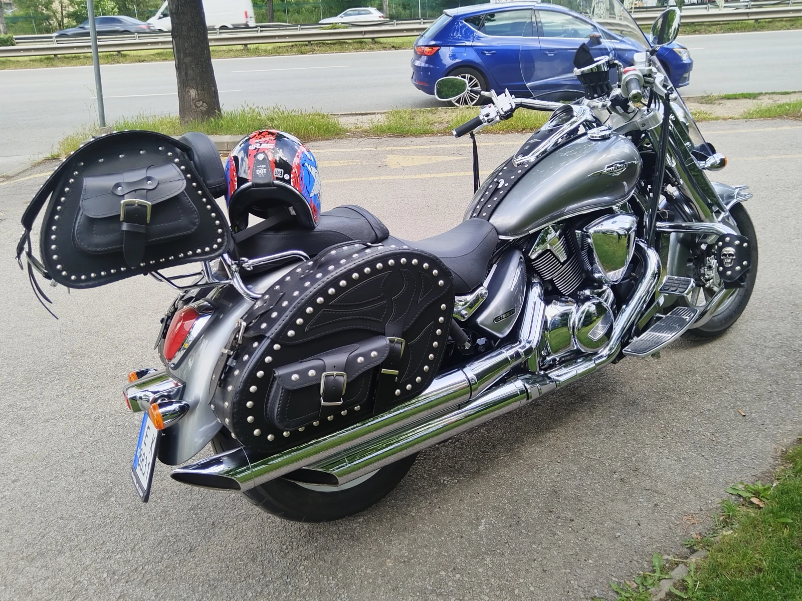Suzuki Intruder VLR1800, снимка 4 - Мотоциклети и мототехника - 55831778