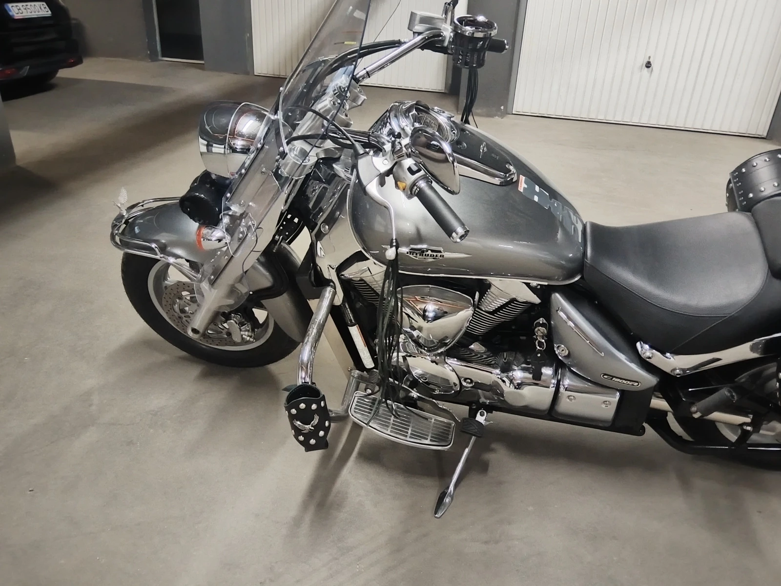 Suzuki Intruder VLR1800, снимка 11 - Мотоциклети и мототехника - 55831778