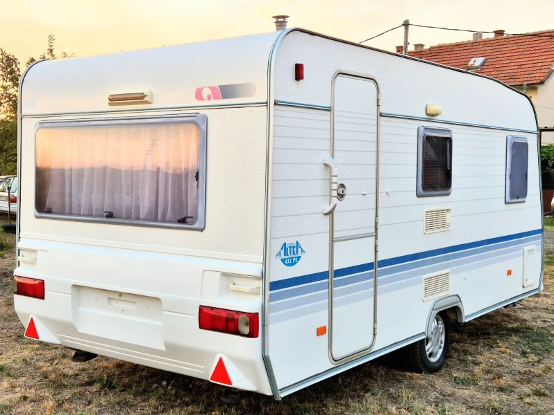 Каравана Adria ALTEA 432 PX // ФОРСЕЛТ// WC //ФРЕНСКА СПАЛНЯ //, снимка 4 - Каравани и кемпери - 51628739