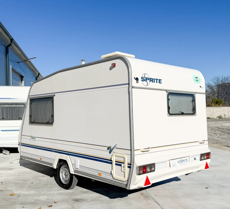 Каравана Sprite Super 390 EK/ Форселт, снимка 2 - Каравани и кемпери - 52616739