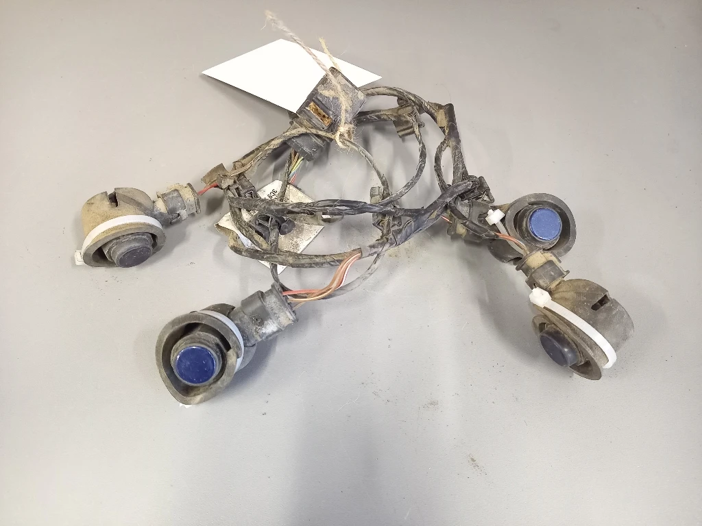      6  () | Mobile.bg   1