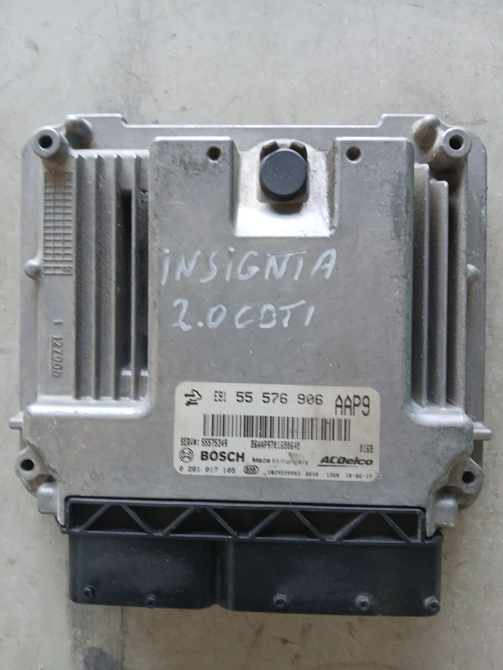 0 281 017 105 Компютър Opel Insignia 