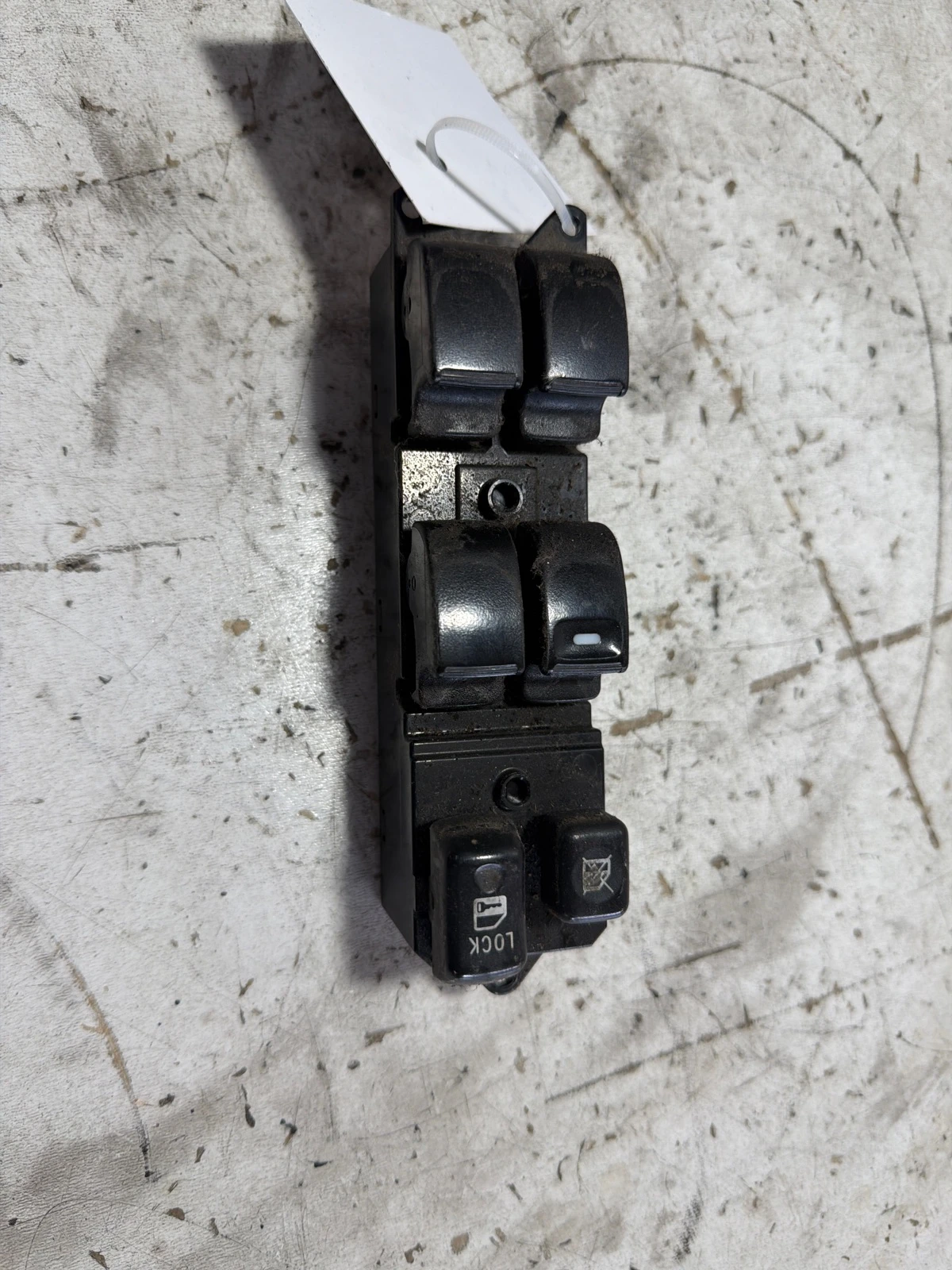 копче ел. стъкла 8608A185 Peugeot 4007
