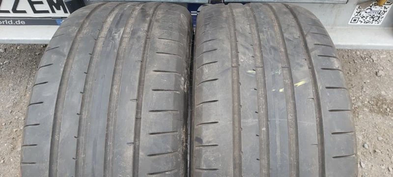 Гуми Летни 225/40R18, снимка 1 - Гуми и джанти - 33067736