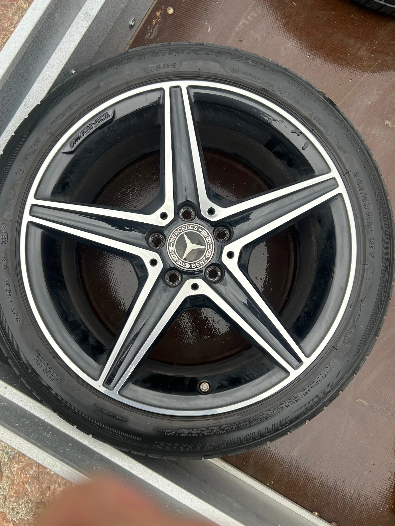 Гуми с джанти Pirelli 225/45R18, снимка 2 - Гуми и джанти - 53995163