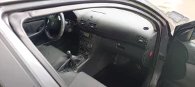 Toyota Avensis Тойота 1.6 бензин газ, снимка 4