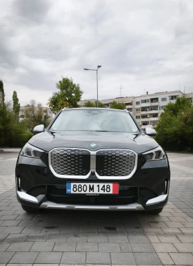 ������ BMW iX1