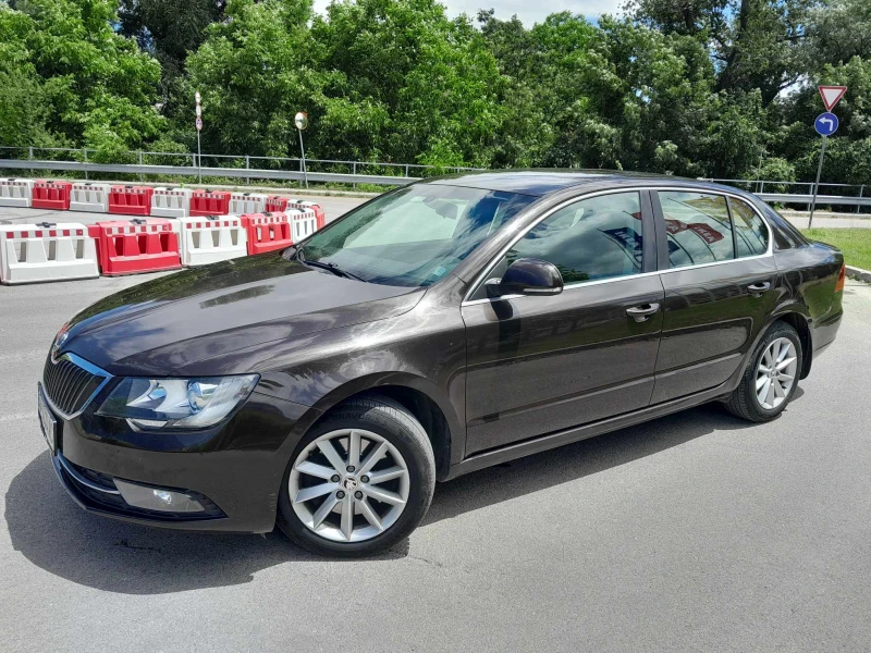 Skoda Superb ПРОМО 2.0TDI 4x4, снимка 3 - Автомобили и джипове - 46816540