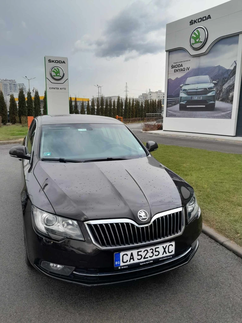 Skoda Superb 2.0TDI 4x4, снимка 4 - Автомобили и джипове - 46816540