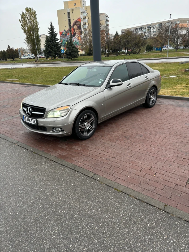 Mercedes-Benz C 220, снимка 1 - Автомобили и джипове - 47960184