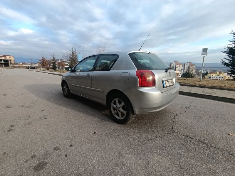 Toyota Corolla, снимка 6 - Автомобили и джипове - 49056603