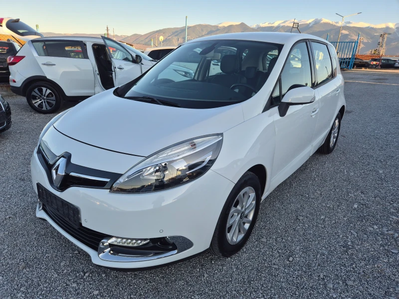 Renault Scenic 1.5 DCI Avtomat, снимка 14 - Автомобили и джипове - 49379541