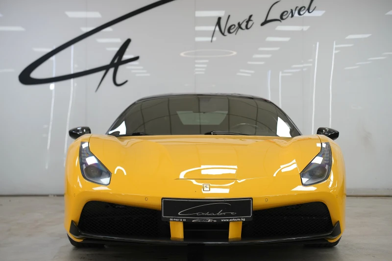 Ferrari 488 GTB 3.9 V8 BiTurbo Carbon Package AKRAPOVIC, снимка 2 - Автомобили и джипове - 50548022