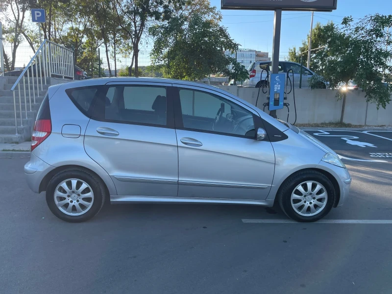 Mercedes-Benz A 180, снимка 4 - Автомобили и джипове - 52934585