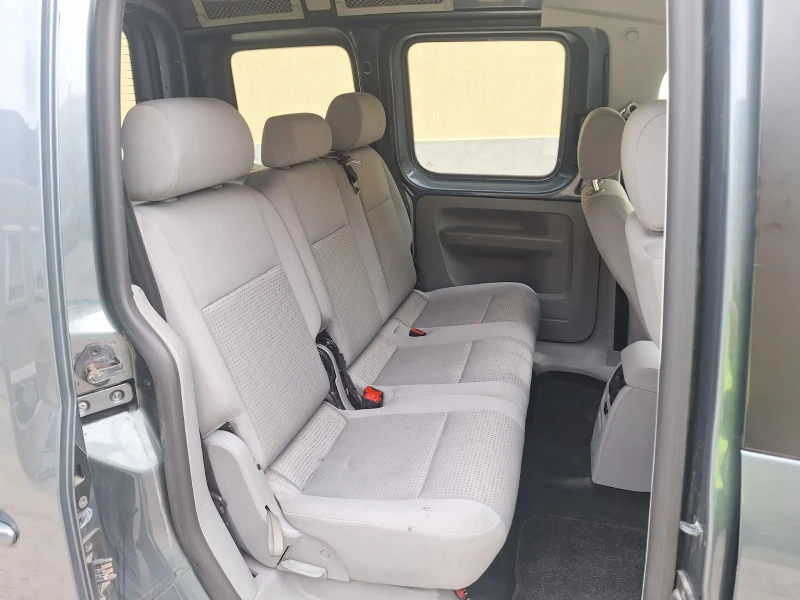 VW Caddy LIFE 2.0 TDI, снимка 12 - Автомобили и джипове - 53067032