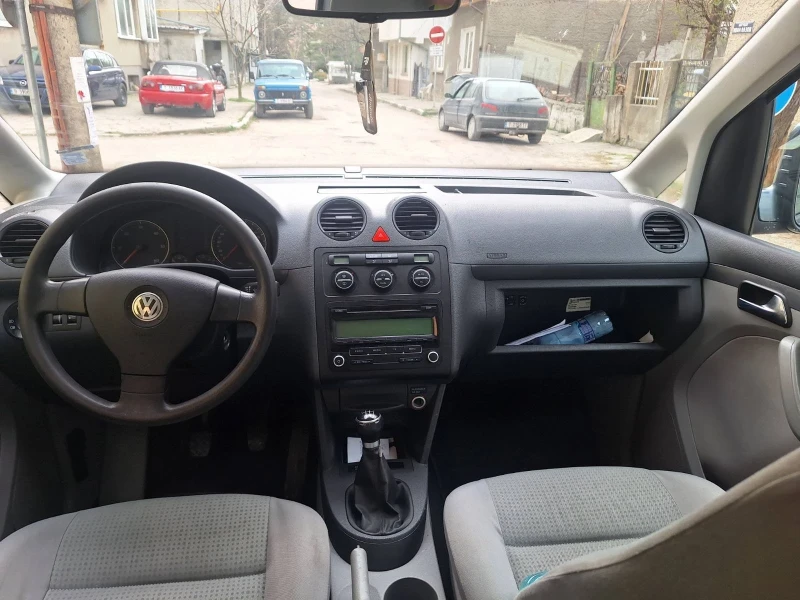 VW Caddy LIFE 2.0 TDI, снимка 15 - Автомобили и джипове - 53067032