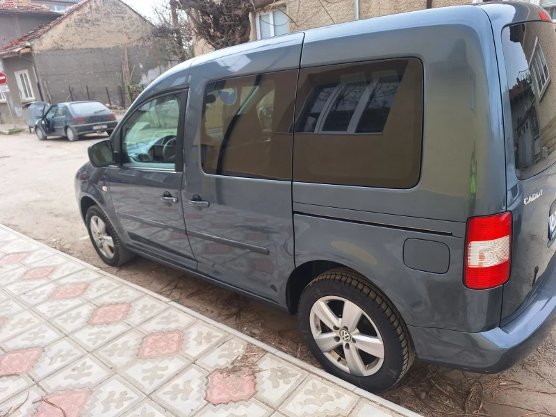 VW Caddy LIFE 2.0 TDI, снимка 4 - Автомобили и джипове - 53067032