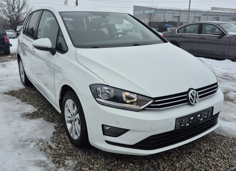 VW Golf Sportvan full, снимка 8 - Автомобили и джипове - 53214100