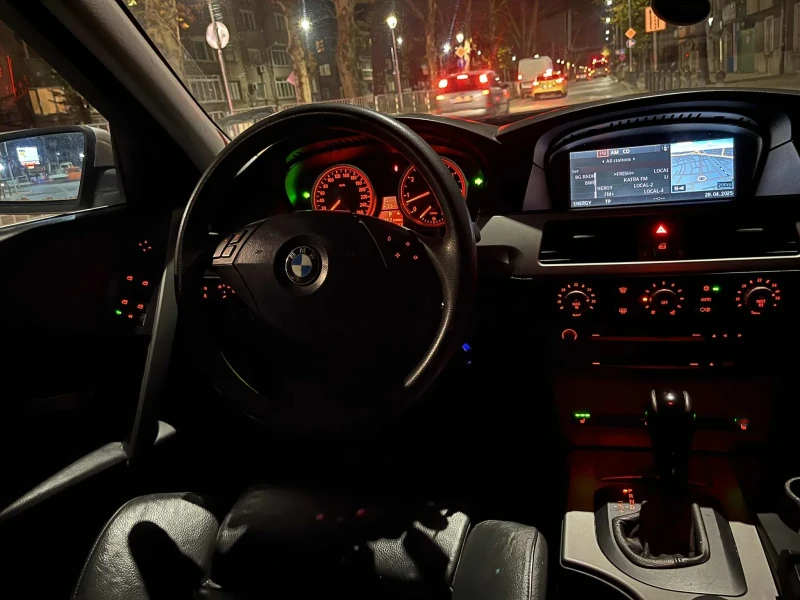 BMW 525, снимка 10 - Автомобили и джипове - 53297485