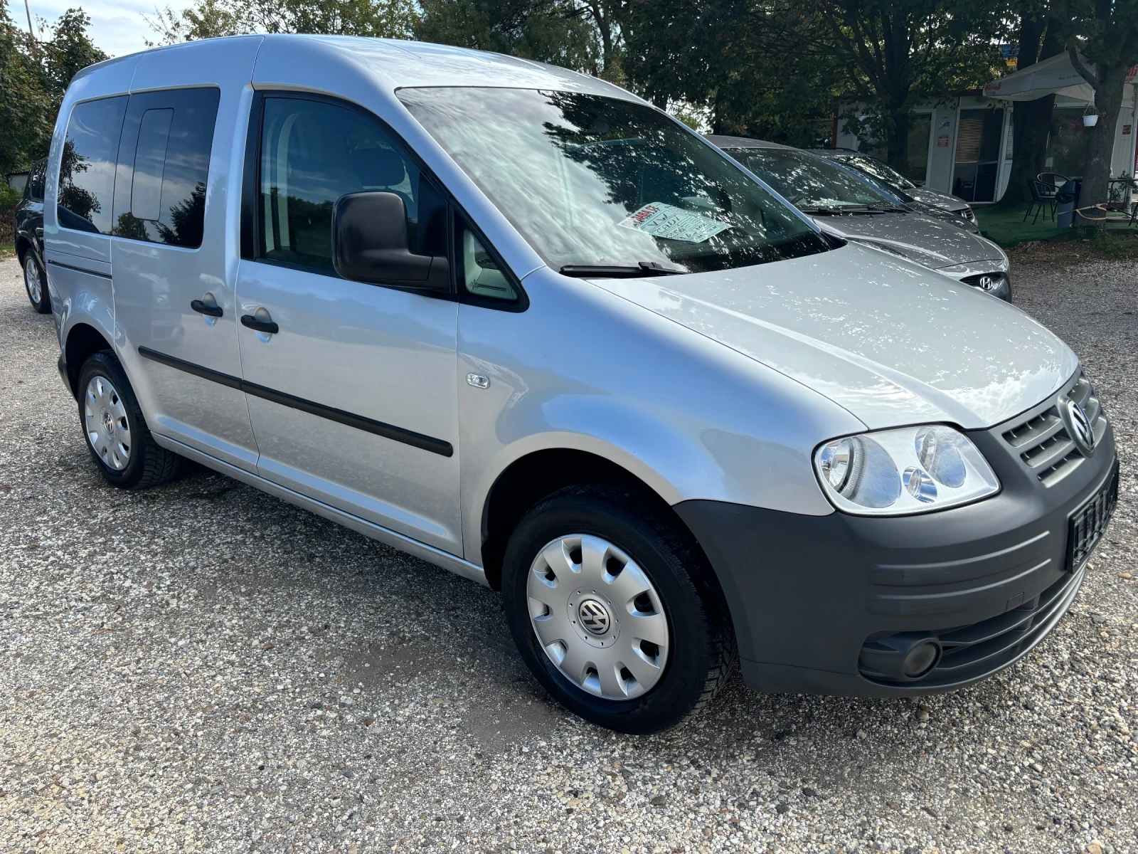 VW Caddy 2006+ 1.6+ 102кс+ СТ. МОТОР+ С.ИСТОРИЯ-4ЛЕТНИ ГУМИ - изображение 3