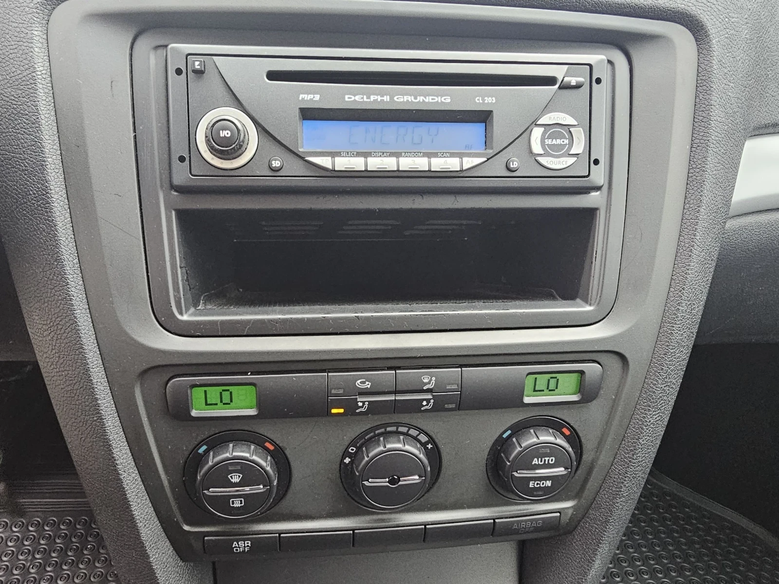 Skoda Octavia 1.6 MPi -102.  .  | Mobile.bg   17