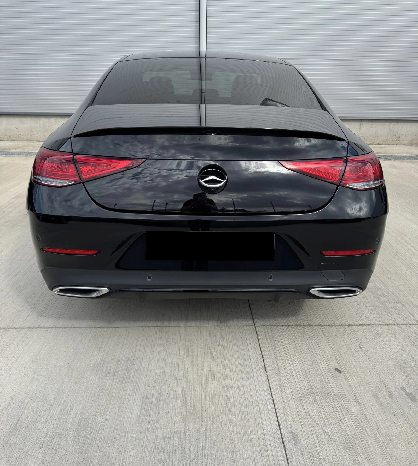 Mercedes-Benz CLS 300d AMG Line 4Matic - изображение 4