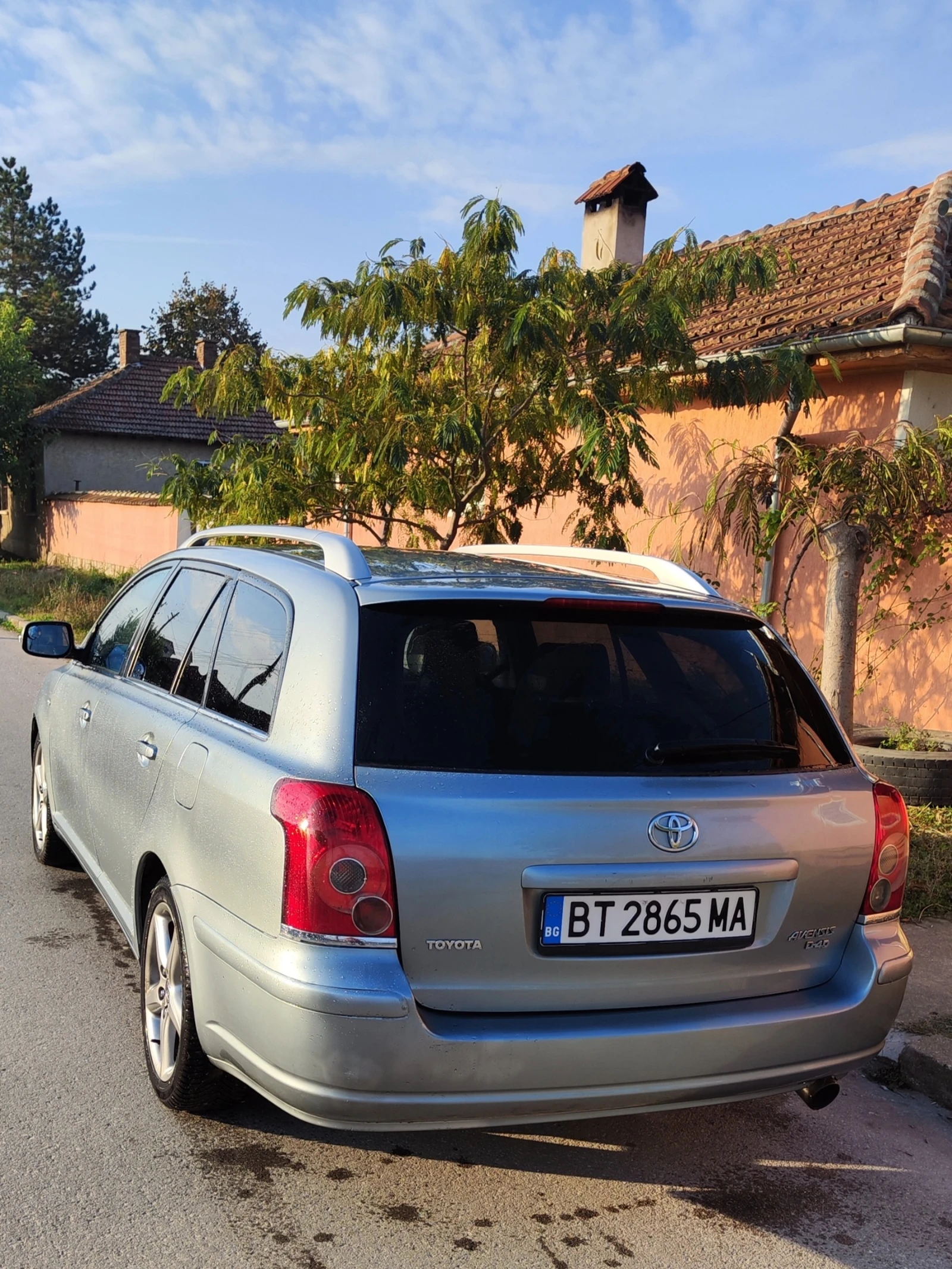 Toyota Avensis  - изображение 2