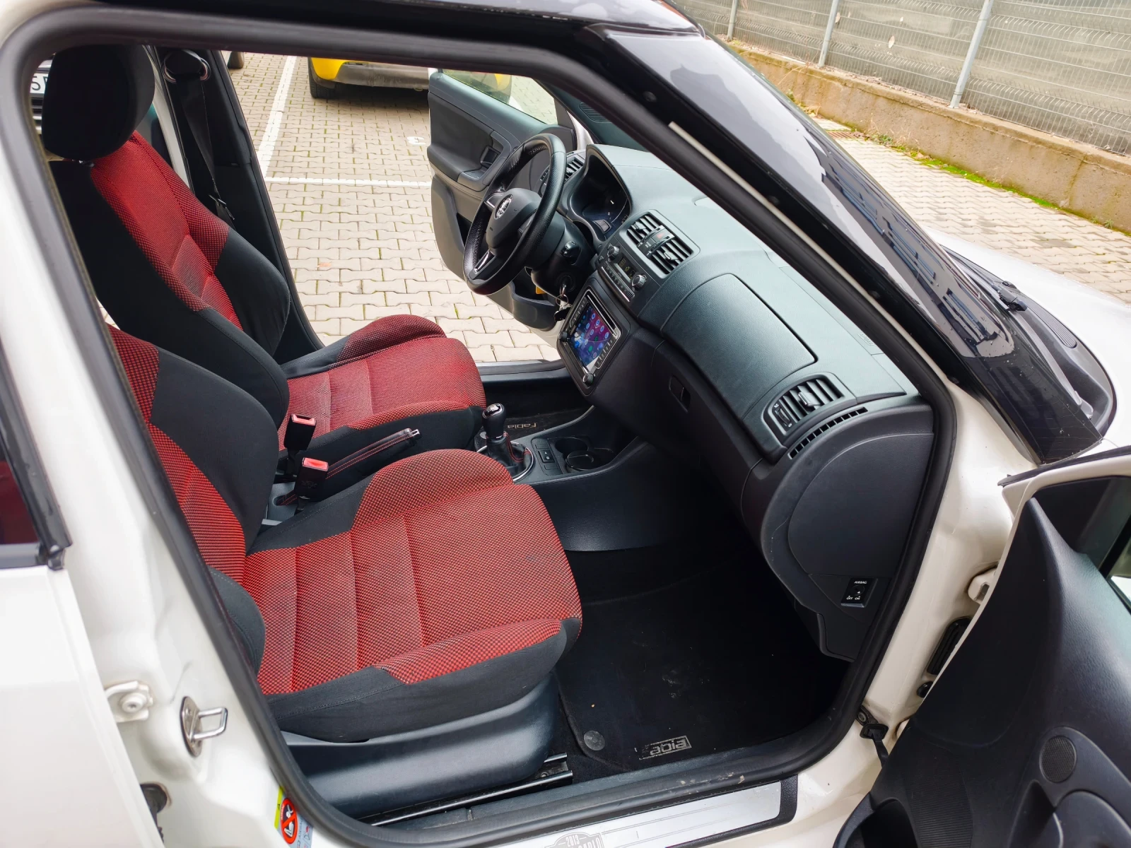 Skoda Fabia 1.6TDI Monte Carlo Android  | Mobile.bg   12