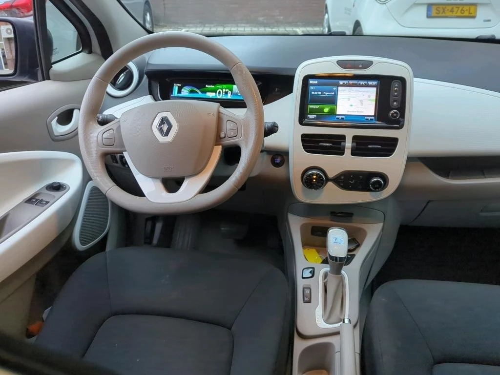 Renault Zoe ГОЛЯМА 🔋 БАТЕРИЯ , снимка 8 - Автомобили и джипове - 53527589
