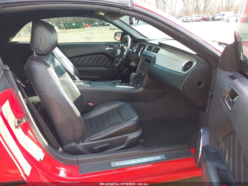 Ford Mustang 3.7l V6 Premium, снимка 5 - Автомобили и джипове - 53751462