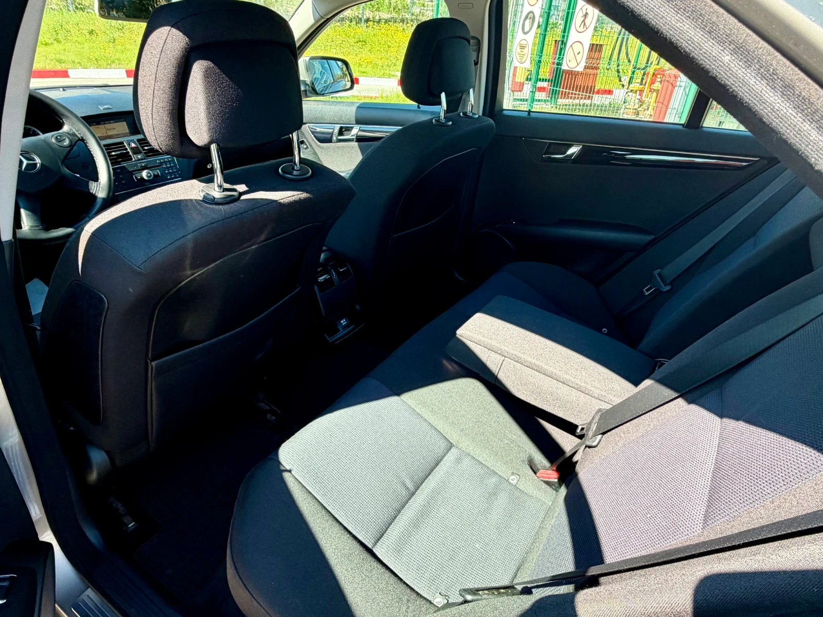 Mercedes-Benz C 220 2.CDI 170k kod 646, снимка 6 - Автомобили и джипове - 54252330