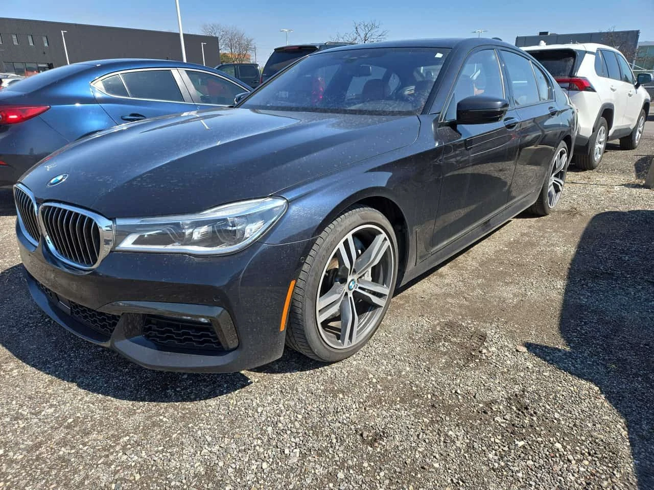 BMW 750 * 750i xDrive * 2 КЛЮЧА* PANO* KEYLESS* ПОДГРЕВ* 