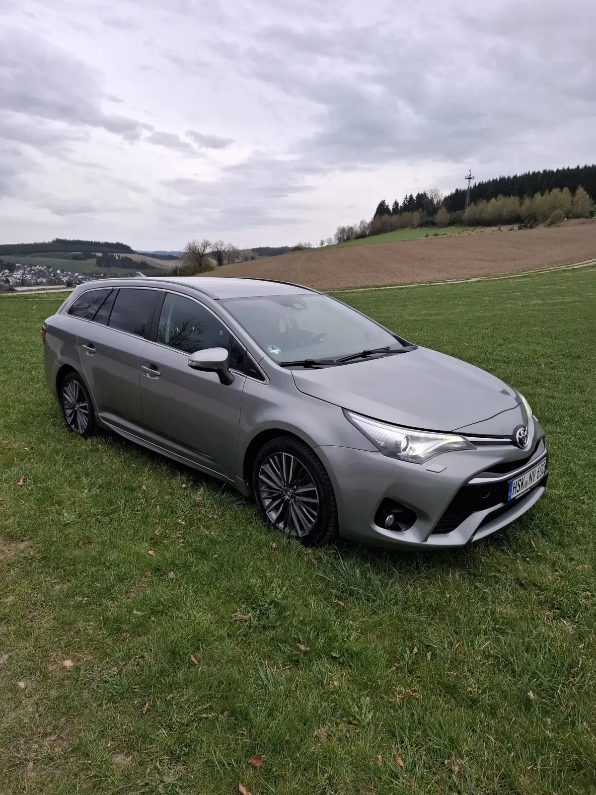 Toyota Avensis T27, снимка 11 - Автомобили и джипове - 54346566