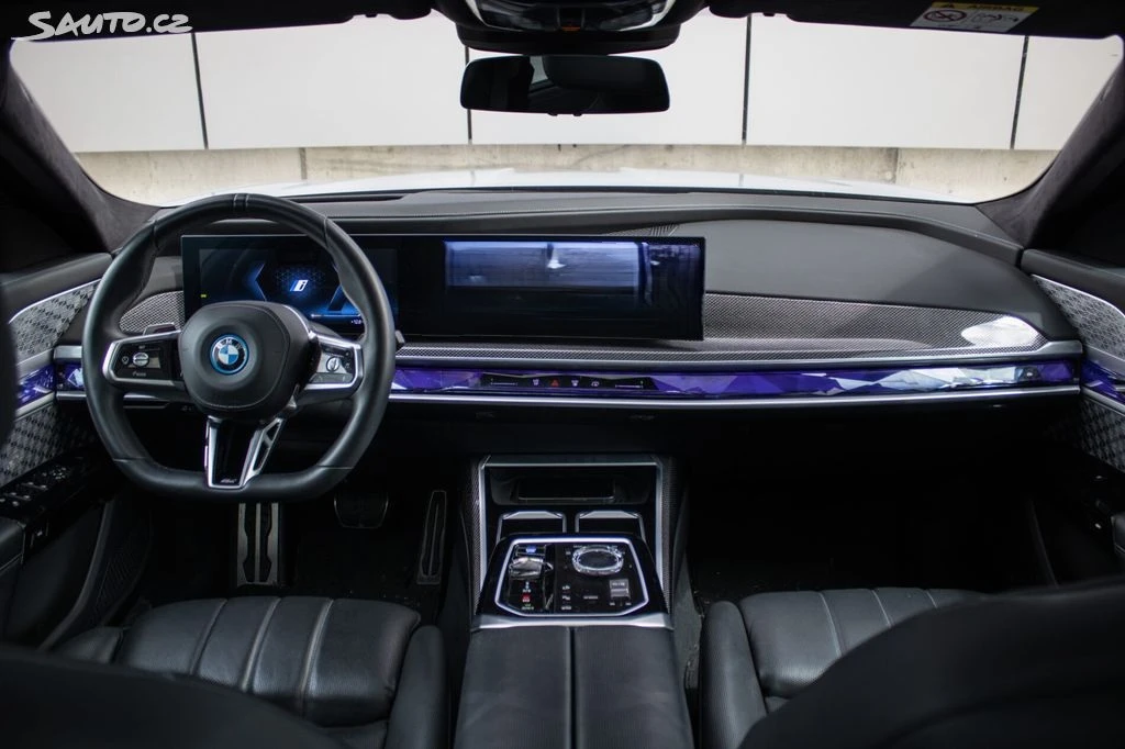 BMW i7 xDrive60 M-Sport, снимка 6 - Автомобили и джипове - 54847460