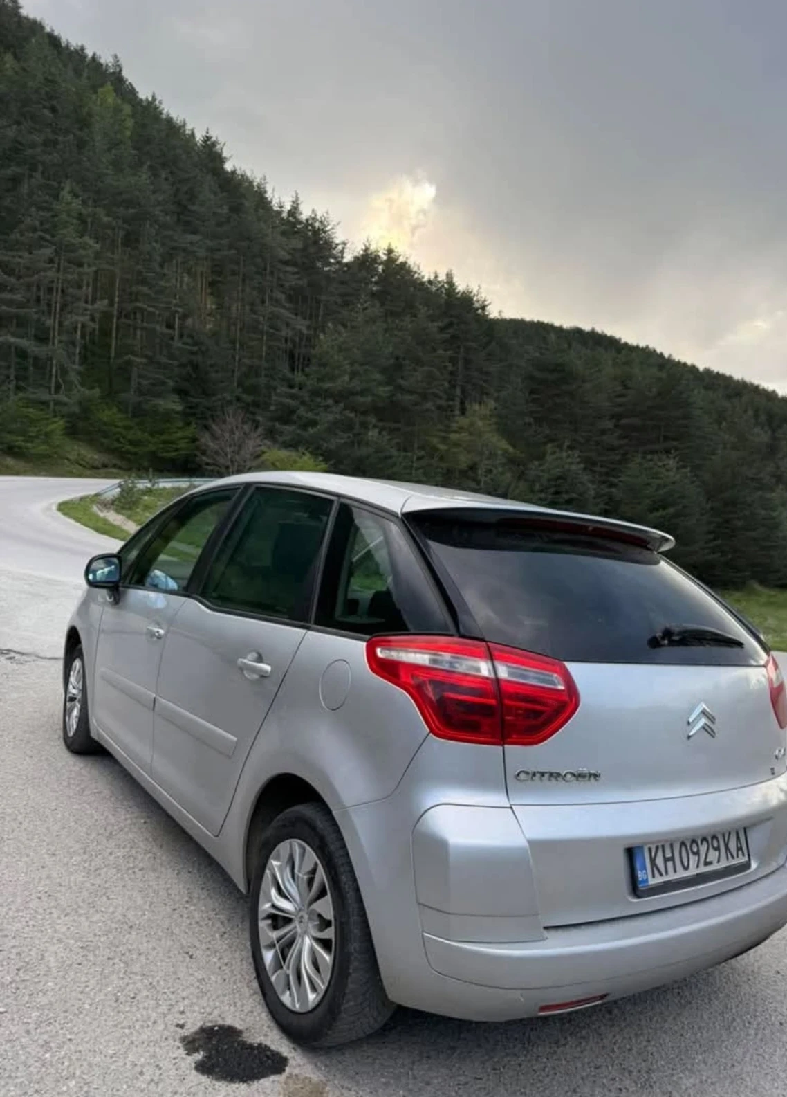 Citroen C4 Picasso 1, 6i CDI, снимка 3 - Автомобили и джипове - 54898173