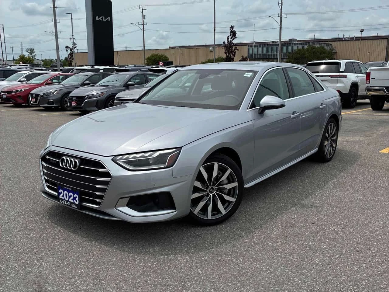 Audi A4 QUATTRO/ШИБИДАХ/БЕЗ ИНЦИДЕНТИ