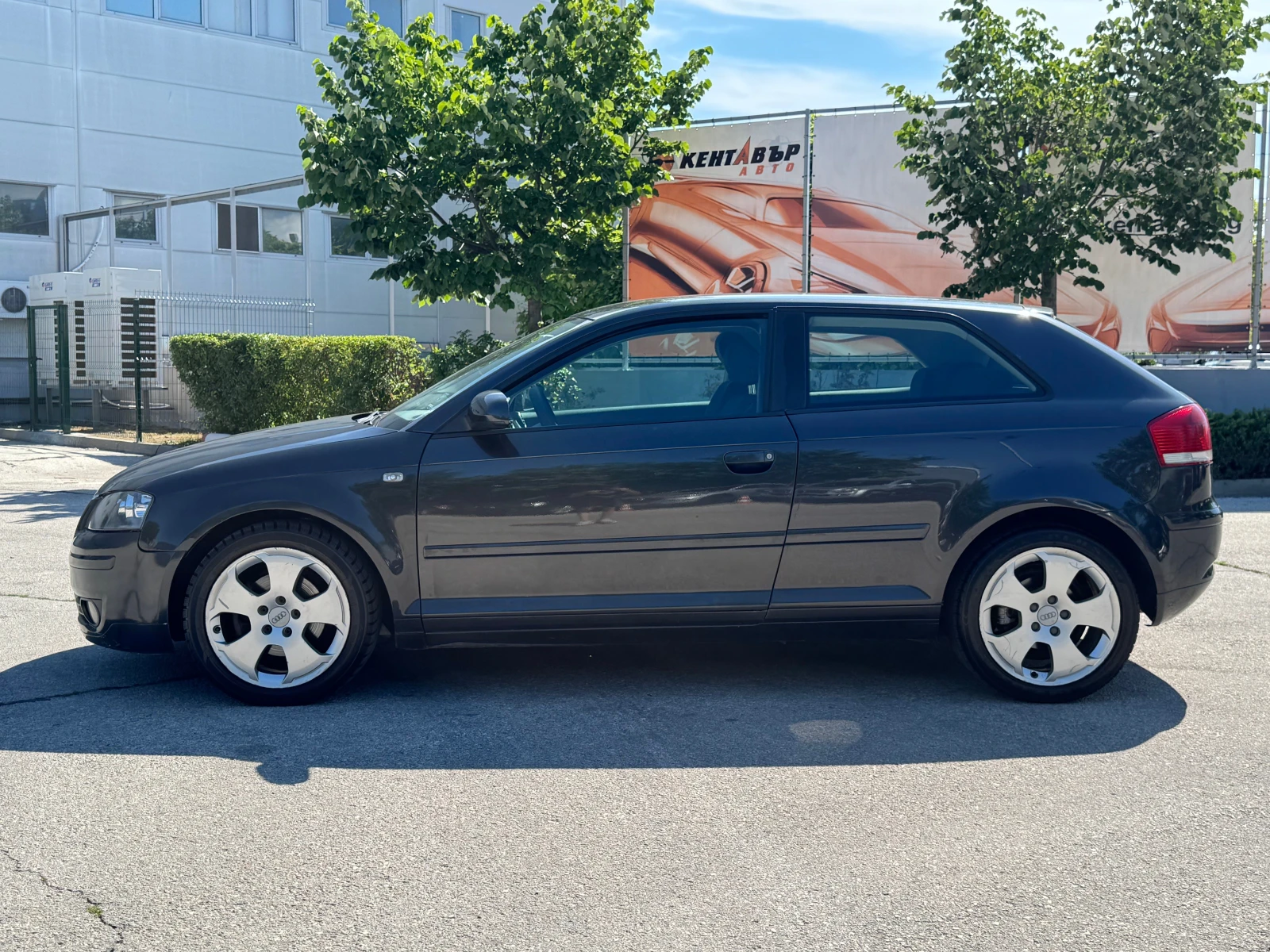 Audi A3 2.0tdi, снимка 2 - Автомобили и джипове - 55185114